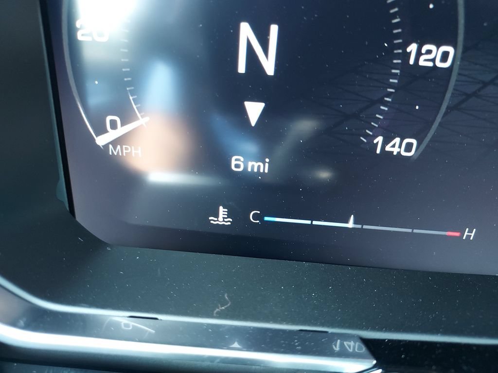New 2026 Onyx Black GMC Elevation image 19