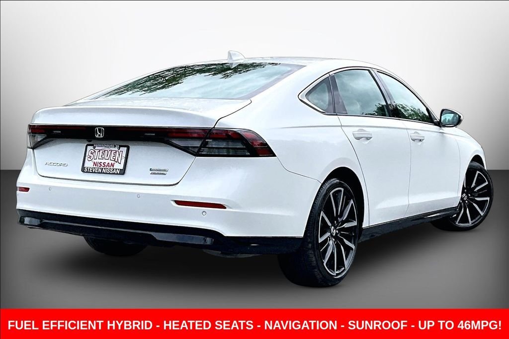 Used 2025  Honda Touring image 6