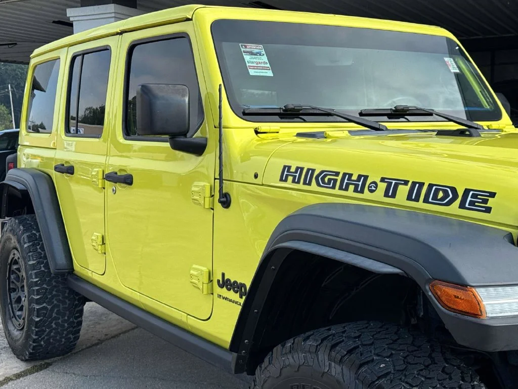 Used 2023 Yellow Jeep High Tide image 3