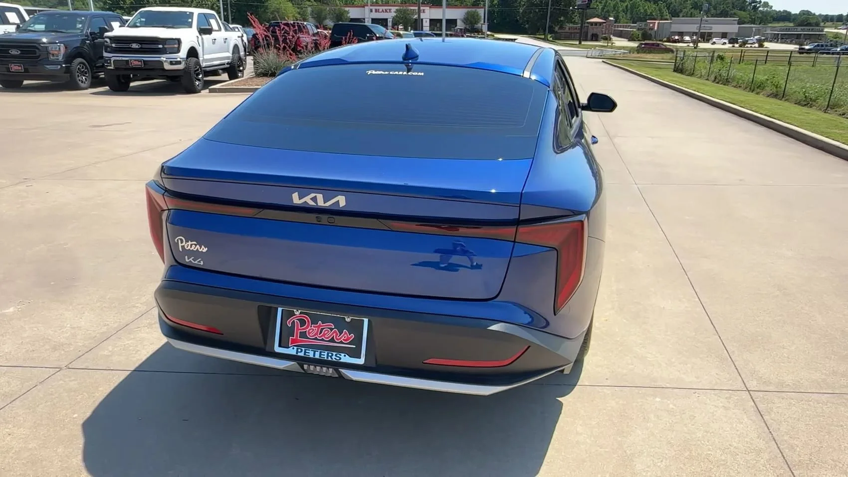 Used 2025 Deep Sea Blue Kia LXS image 8