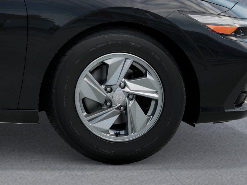New 2026 Abyss Black Hyundai SE image 9