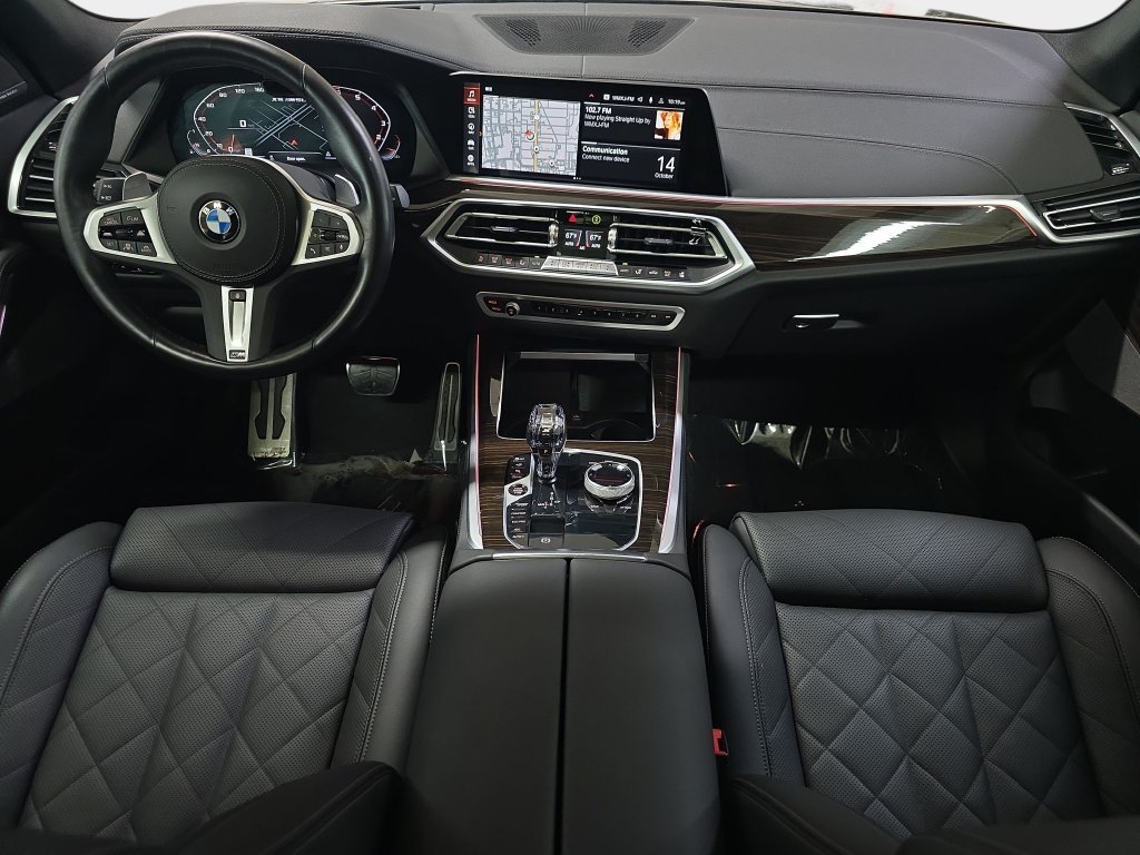 Certified Used 2023 Black Sapphire Metallic BMW M50i image 12