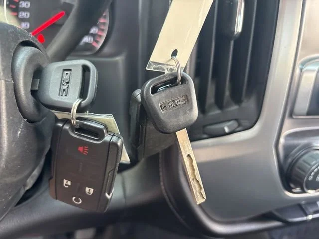 Used 2014 Fire Red GMC SLE image 24