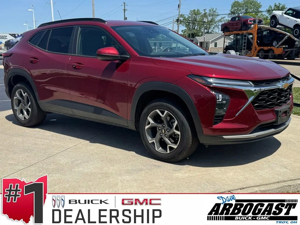 2025 Chevrolet Trax LT's photo
