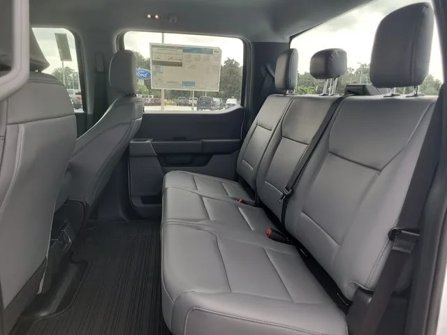 New 2026 Oxford White Ford XL image 14