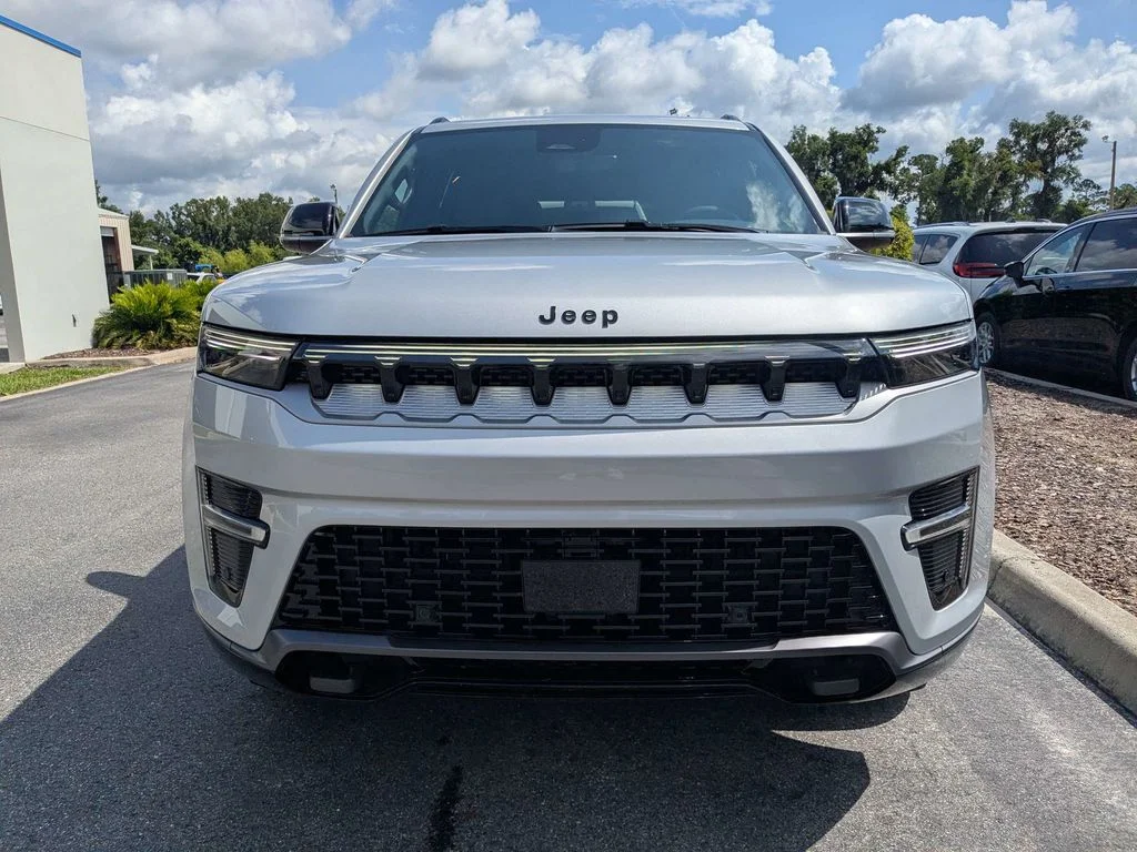 New 2026 Silver Zynith Jeep  image 14