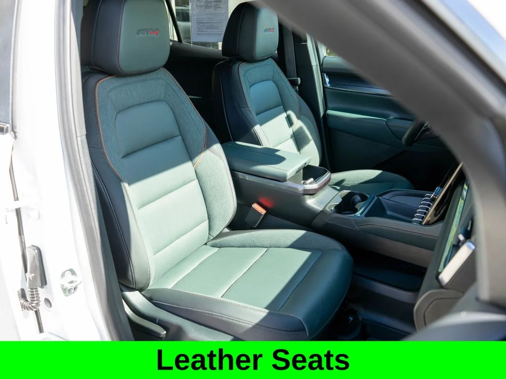 2026 GMC Terrain AT4 - Photo 9