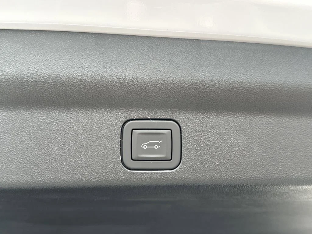 2026 Cadillac Escalade IQL Premium Sport - Photo 31