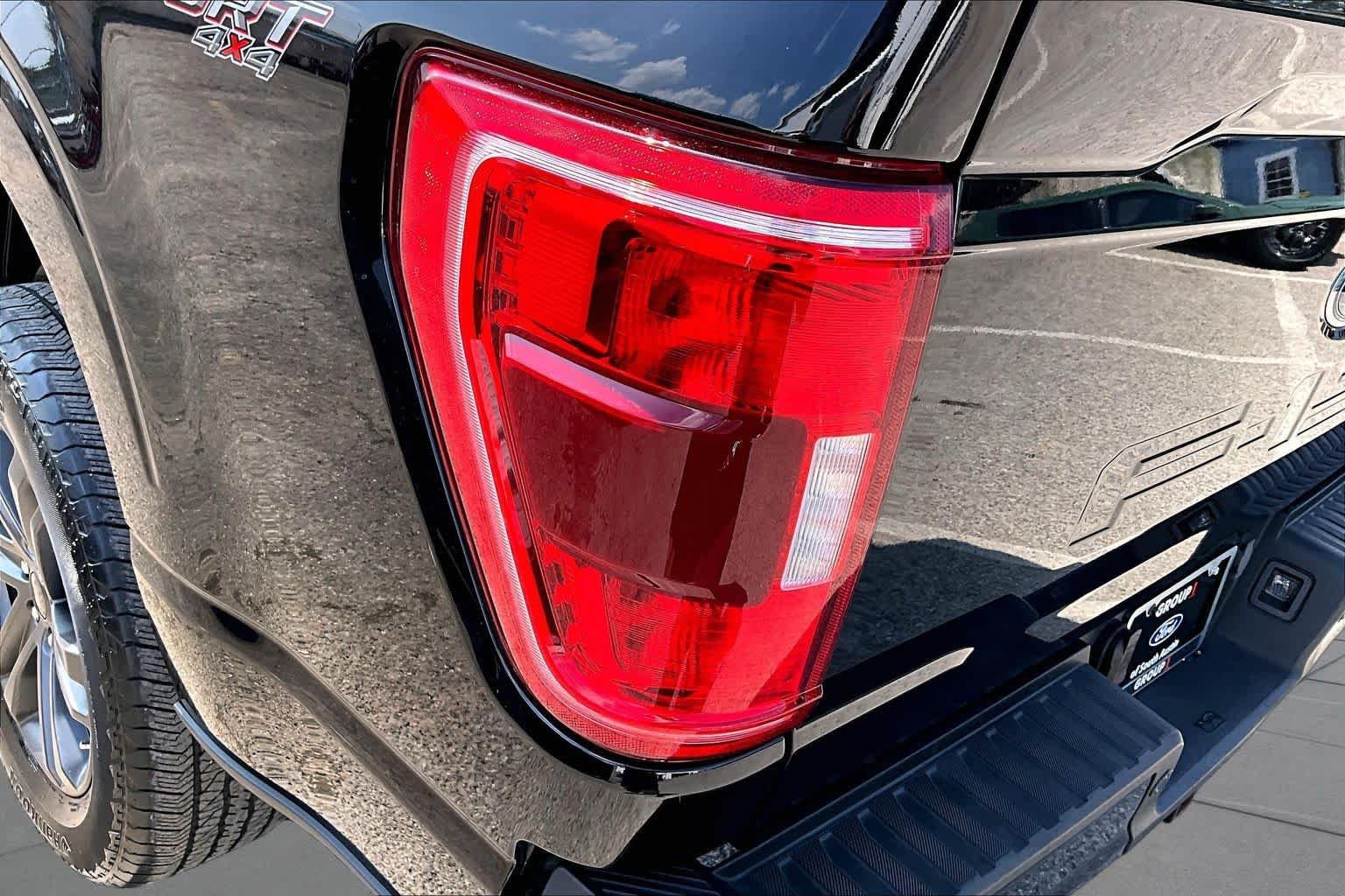 Certified Used 2023 Agate Black Metallic Ford XLT image 28
