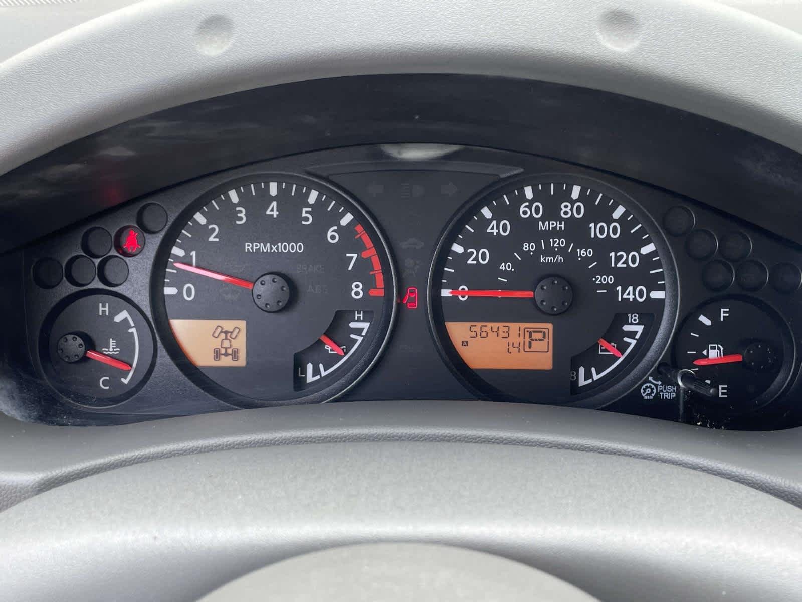 Used 2015 Super Black Nissan SV image 3