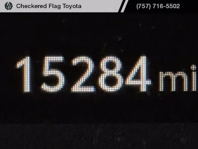 Used 2025 Underground Toyota SR5 image 13