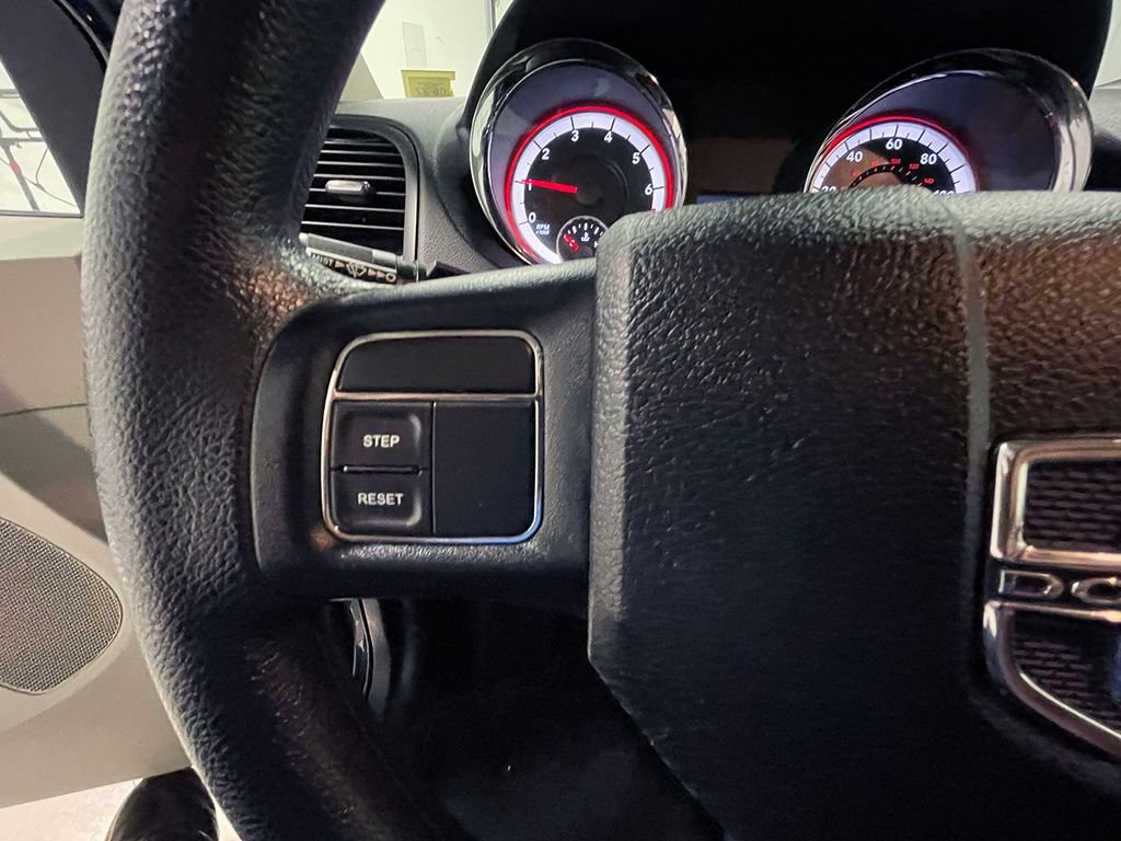 Used 2017 Blue Dodge SE image 33