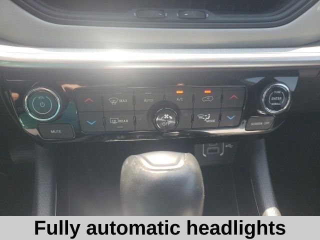 Used 2025 Bright White Clearcoat Jeep Limited image 7