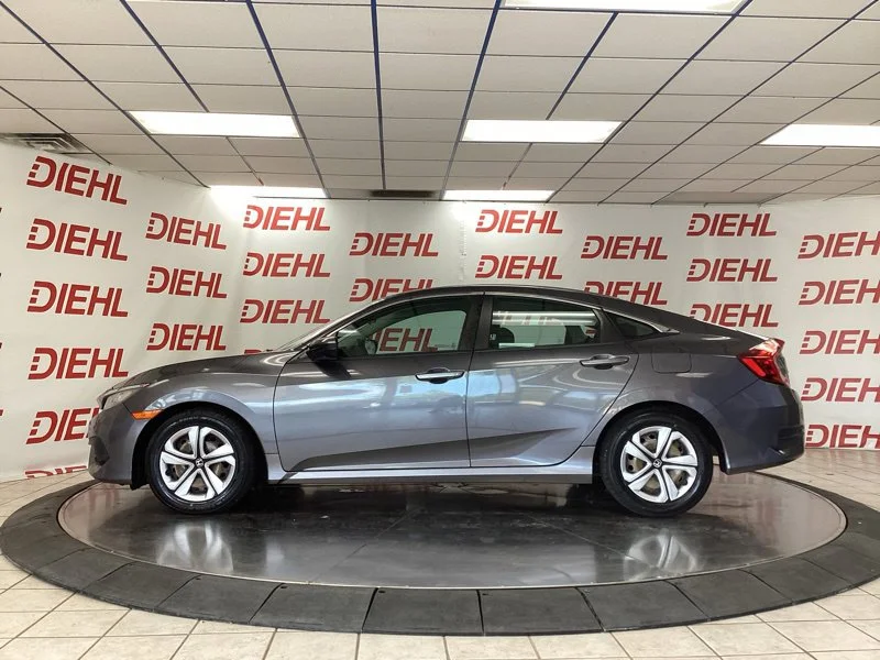 Used 2016 Gray Honda LX image 4