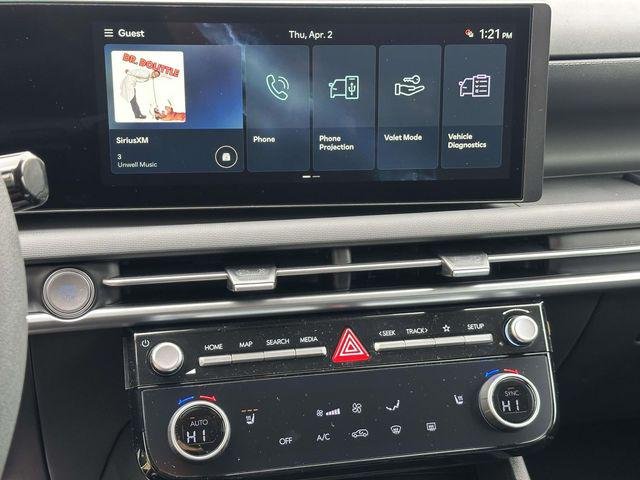 New 2026 White Hyundai SEL AWD image 3
