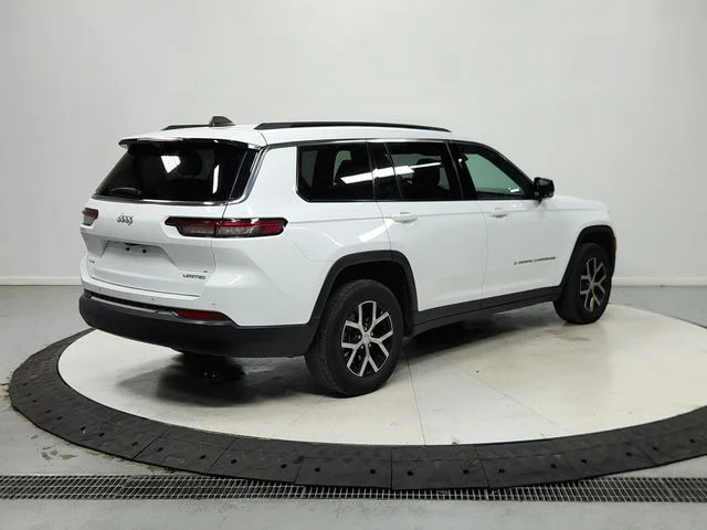 Used 2024 White Jeep Limited image 8
