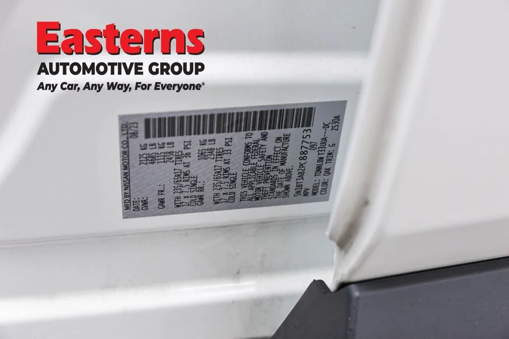 Used 2023 White Nissan S image 36