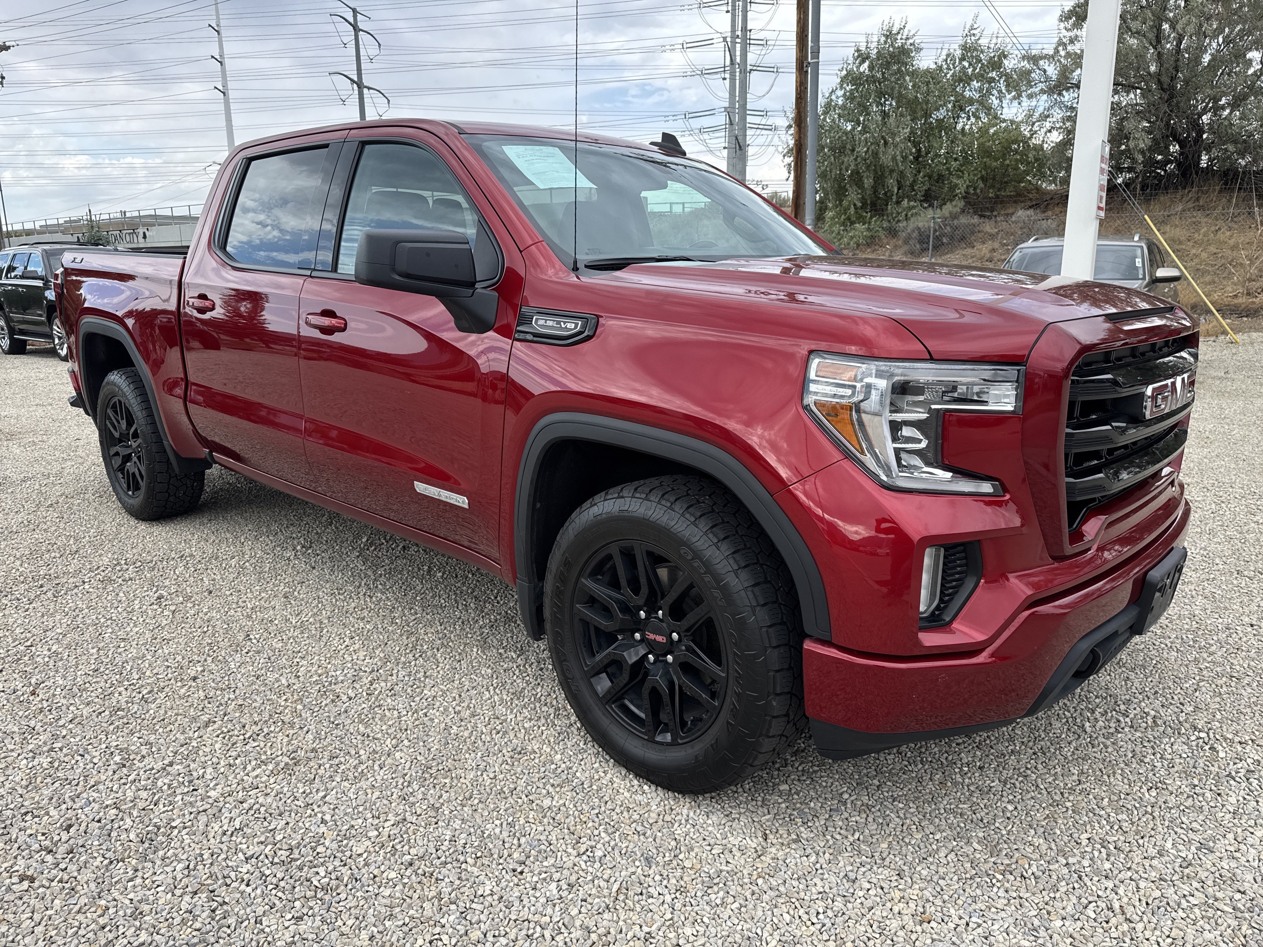 Used 2021 CAYENNE RED TINTCOAT GMC Elevation image 2