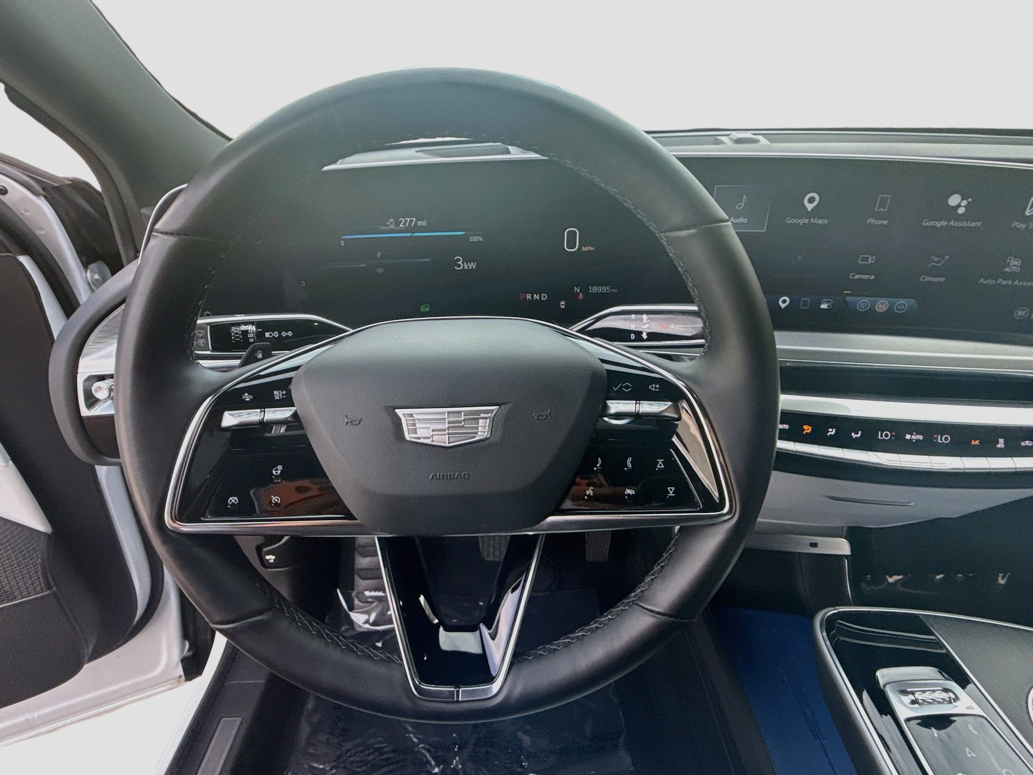 Used 2024 Emerald Lake Metallic Cadillac Sport image 8