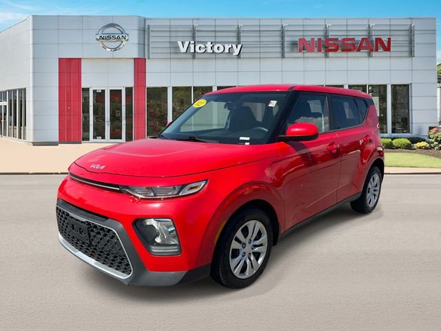 Used 2022 Red Kia LX image 7