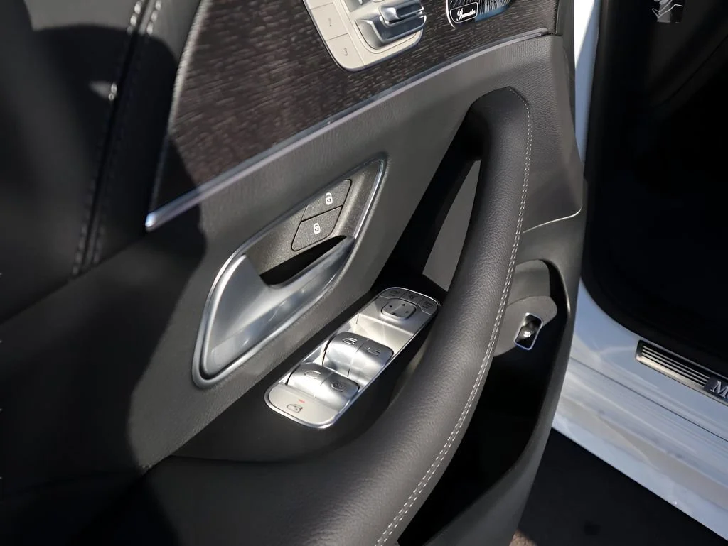 New 2026 MANUFAKTUR Moonlight White Metallic Mercedes-Benz GLE 350 image 75