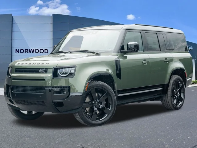 2026 Land Rover Defender 130 X-Dynamic SE