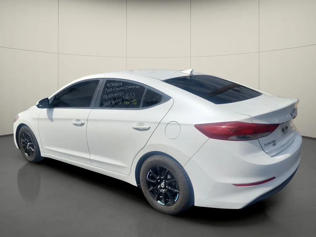 Used 2017 White Hyundai SE image 5