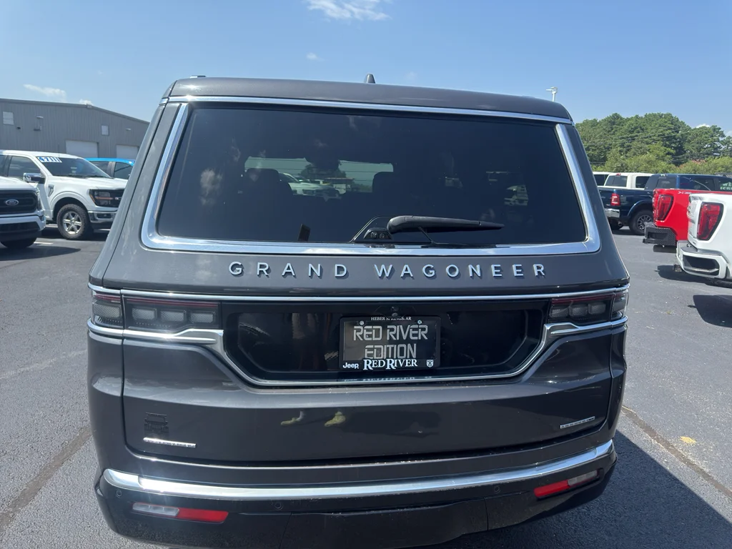 Used 2022 Baltic Gray Metallic Clearcoat Jeep Series II image 6