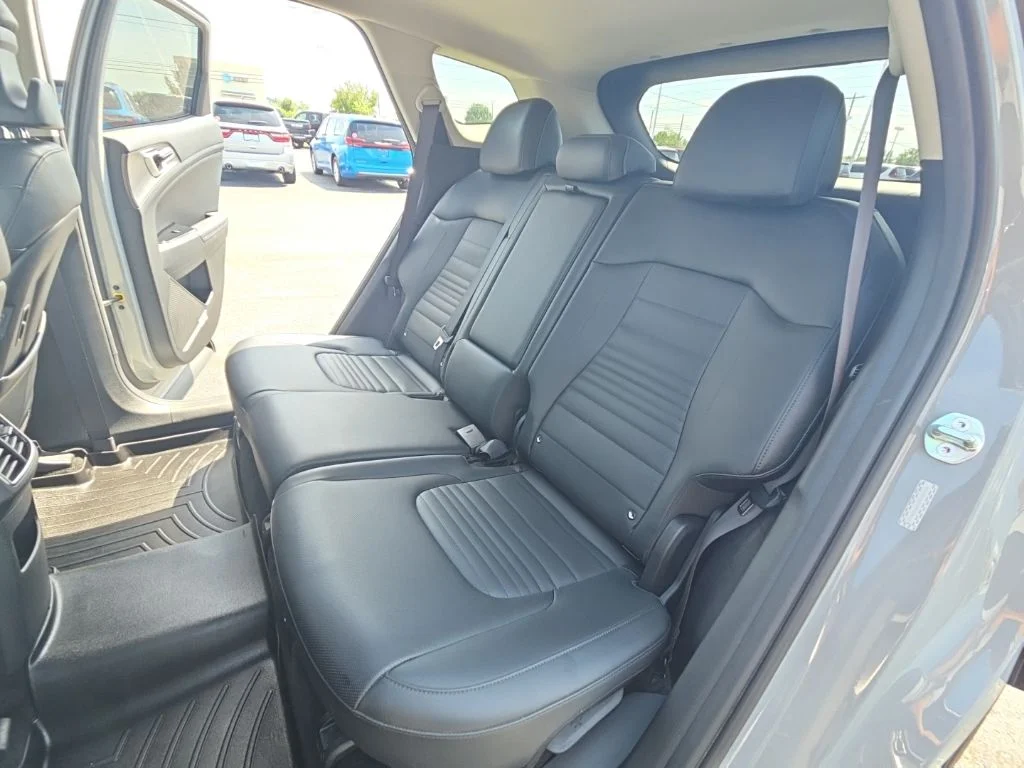 Used 2023 Gray Kia SX-Prestige image 32