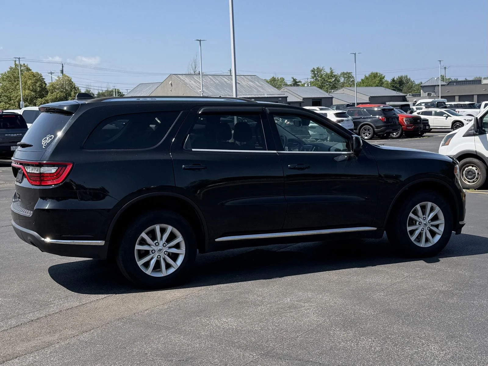 Used 2020 DB Black Clearcoat Dodge SXT Plus image 5