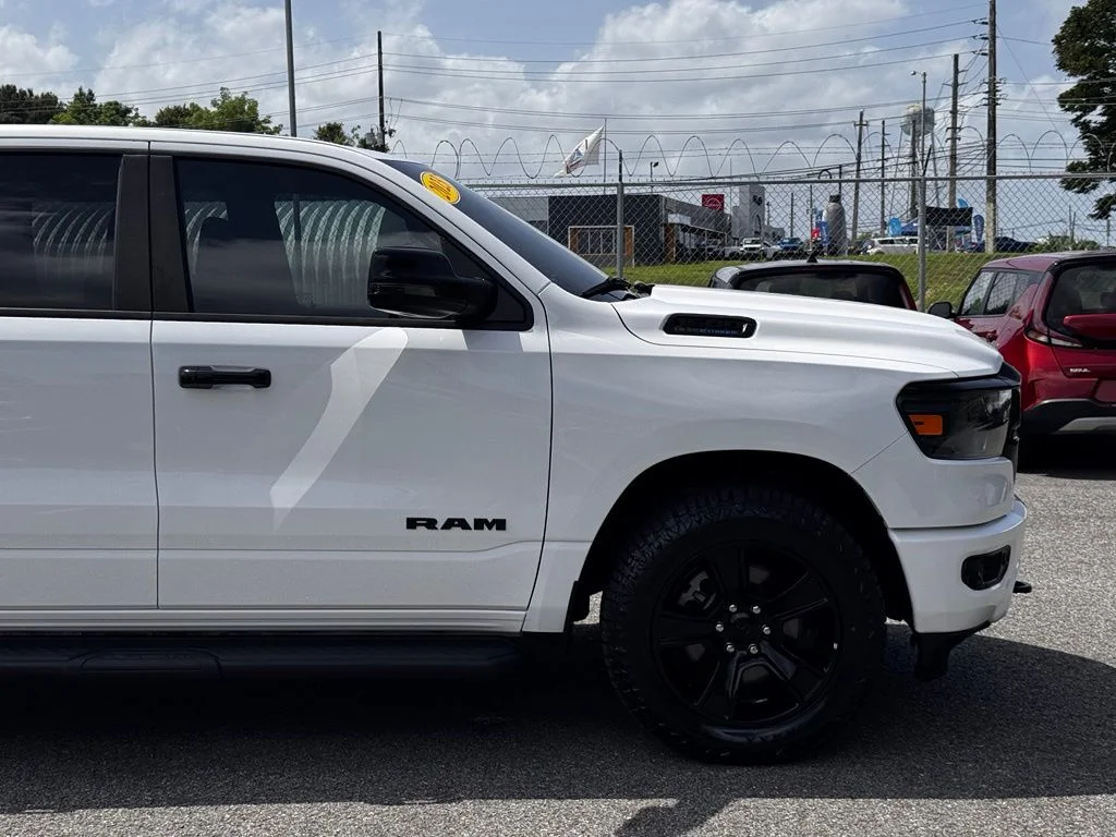 Used 2023 White Ram Big Horn/Lone Star image 13