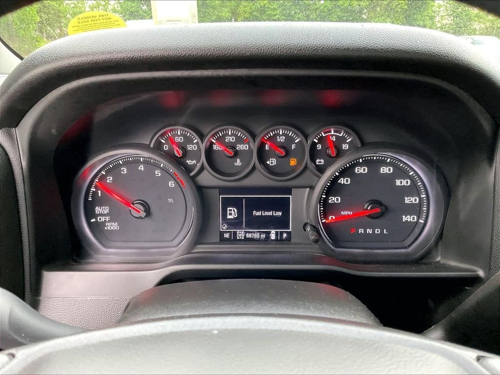 Used 2023 White Chevrolet Custom image 24
