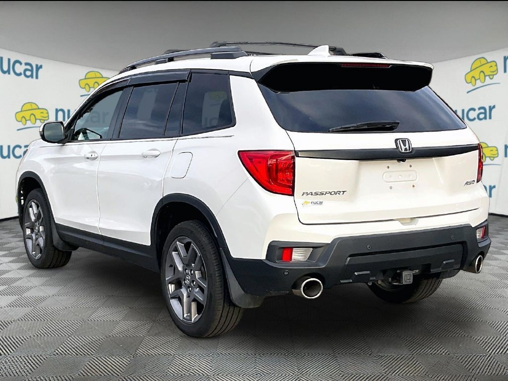 Used 2023 Platinum White Honda EX-L image 4