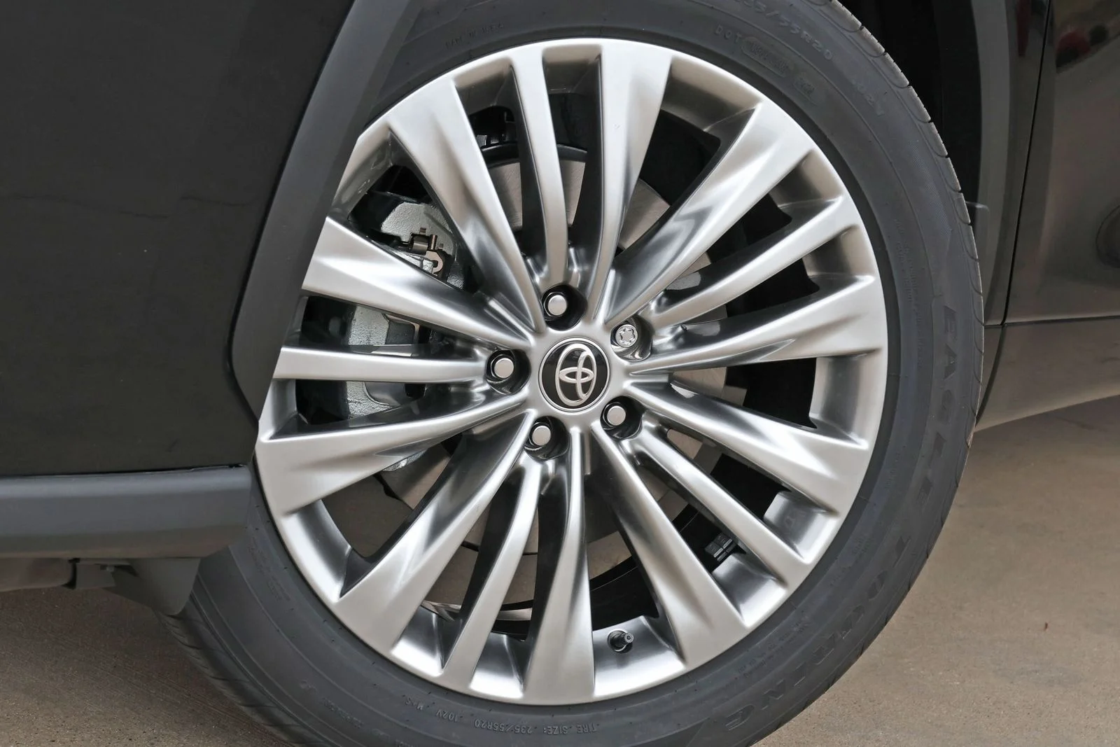 New 2026 Midnight Black Metallic Toyota Platinum image 12