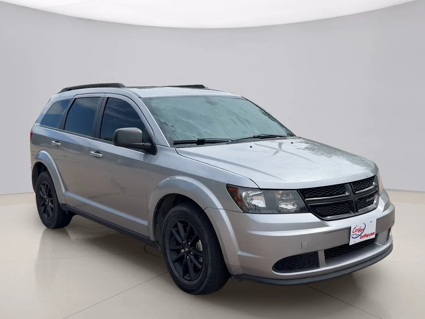 Used 2020 Gray Dodge SE image 7