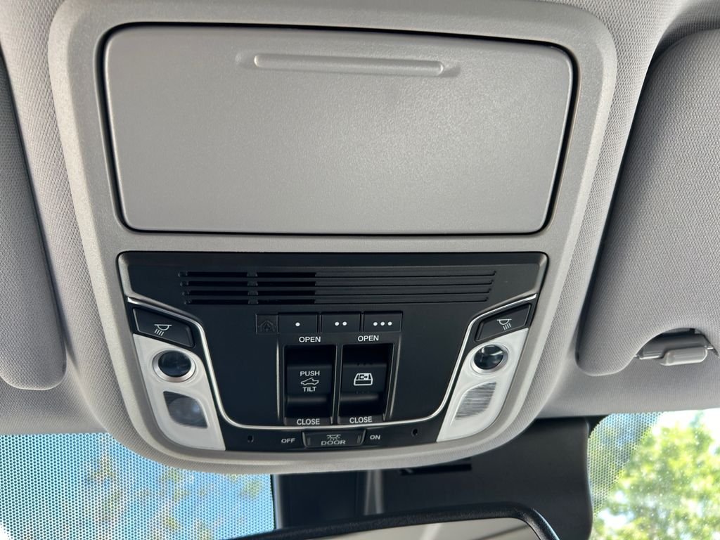 Used 2020 Gray Honda RTL-E image 29