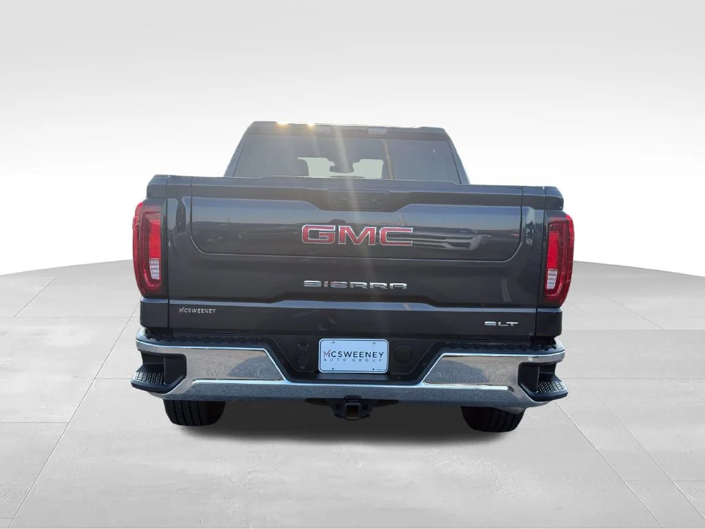 Used 2025 Silver GMC SLT image 27