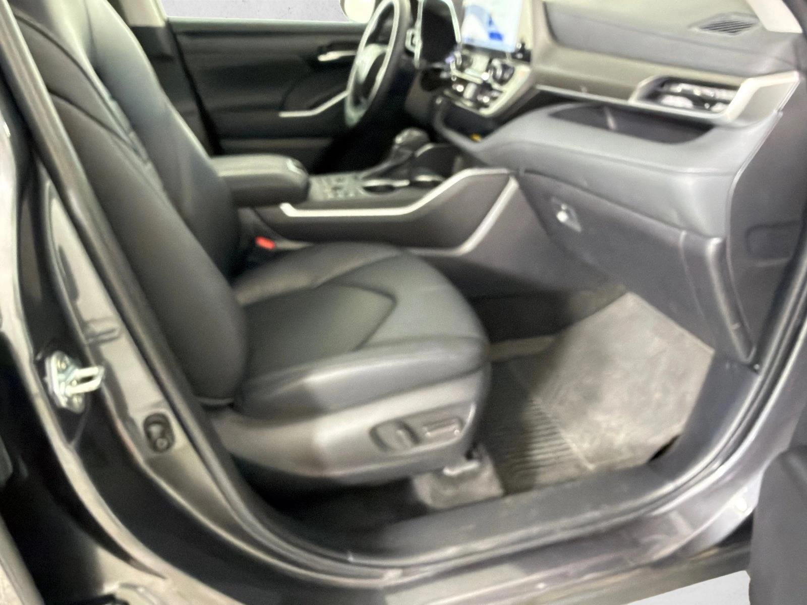 Used 2025 Magnetic Gray Metallic Toyota XLE image 14