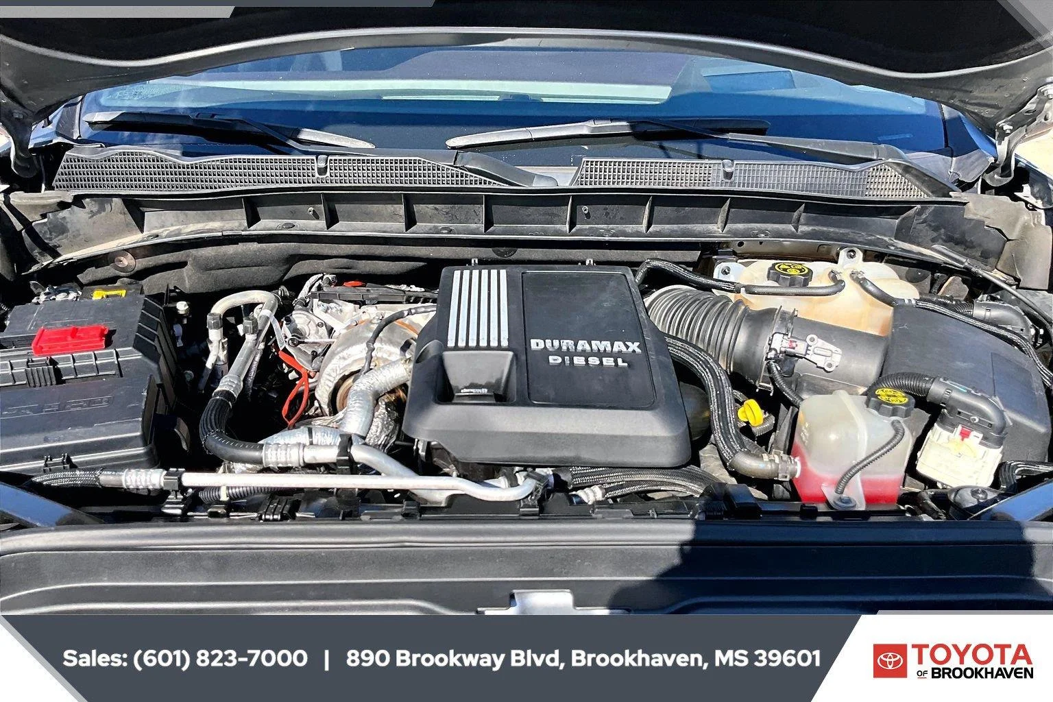 Used 2023 Sterling Metallic GMC Denali image 8