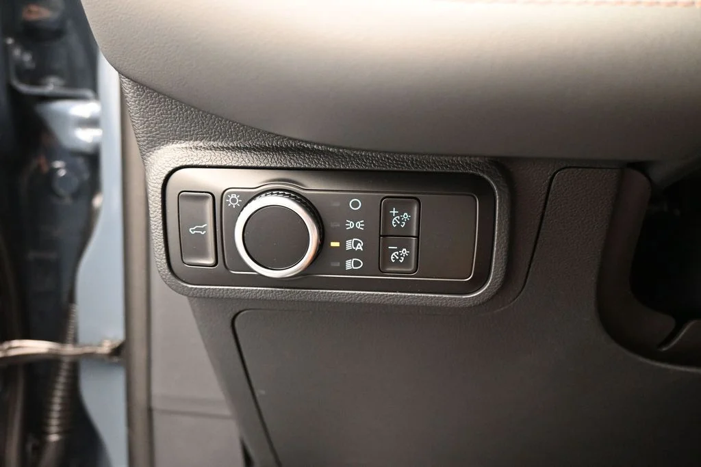 New 2026 Vapor Blue Metallic Ford Active image 13