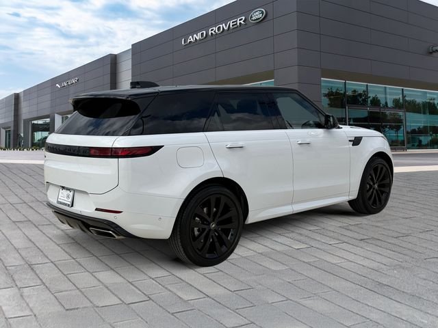 Certified Used 2025 White Land Rover Dynamic SE image 5