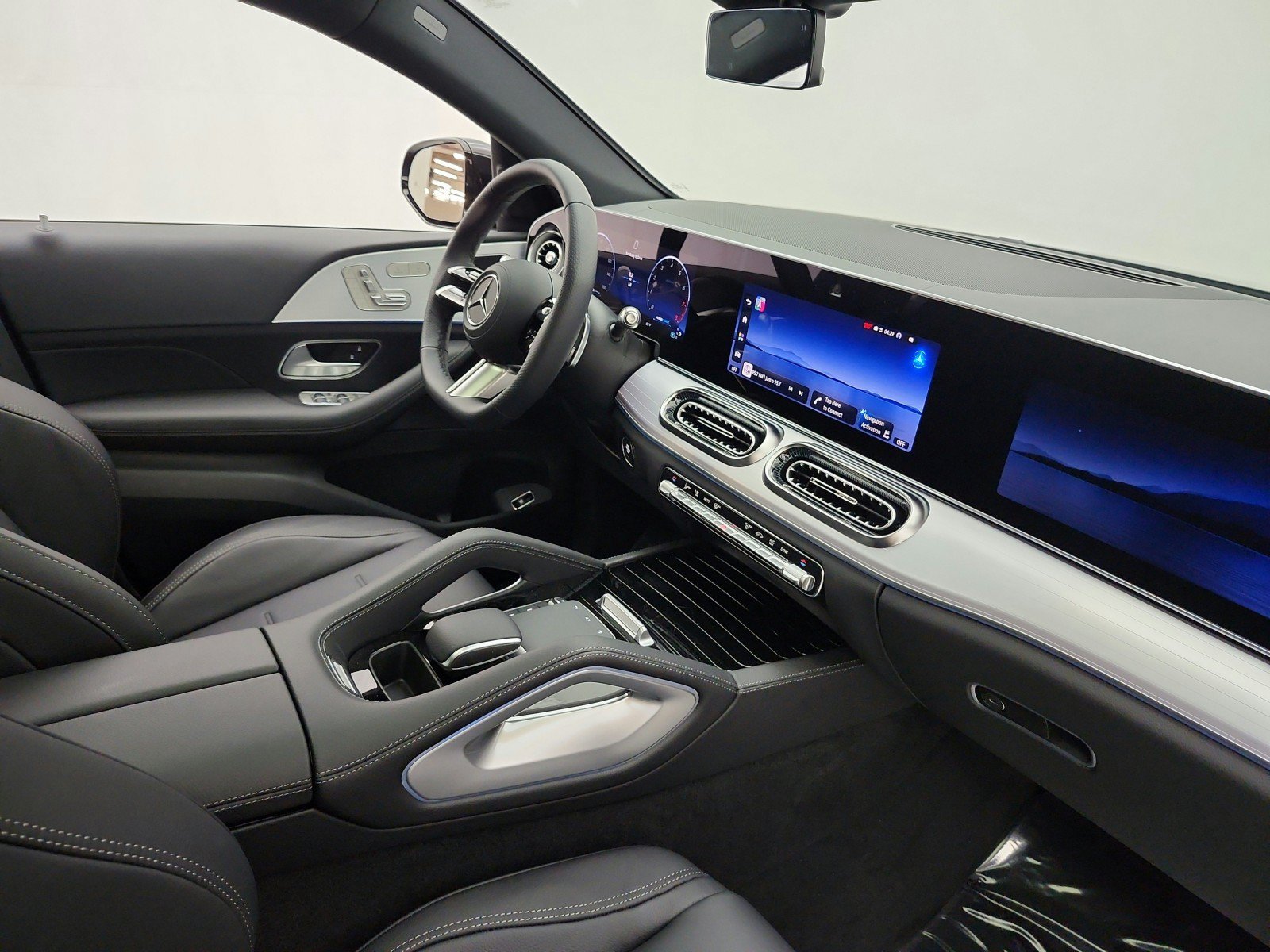 New 2027 Obsidian Black Metallic Mercedes-Benz GLE 450 4MATIC® Coupe image 34