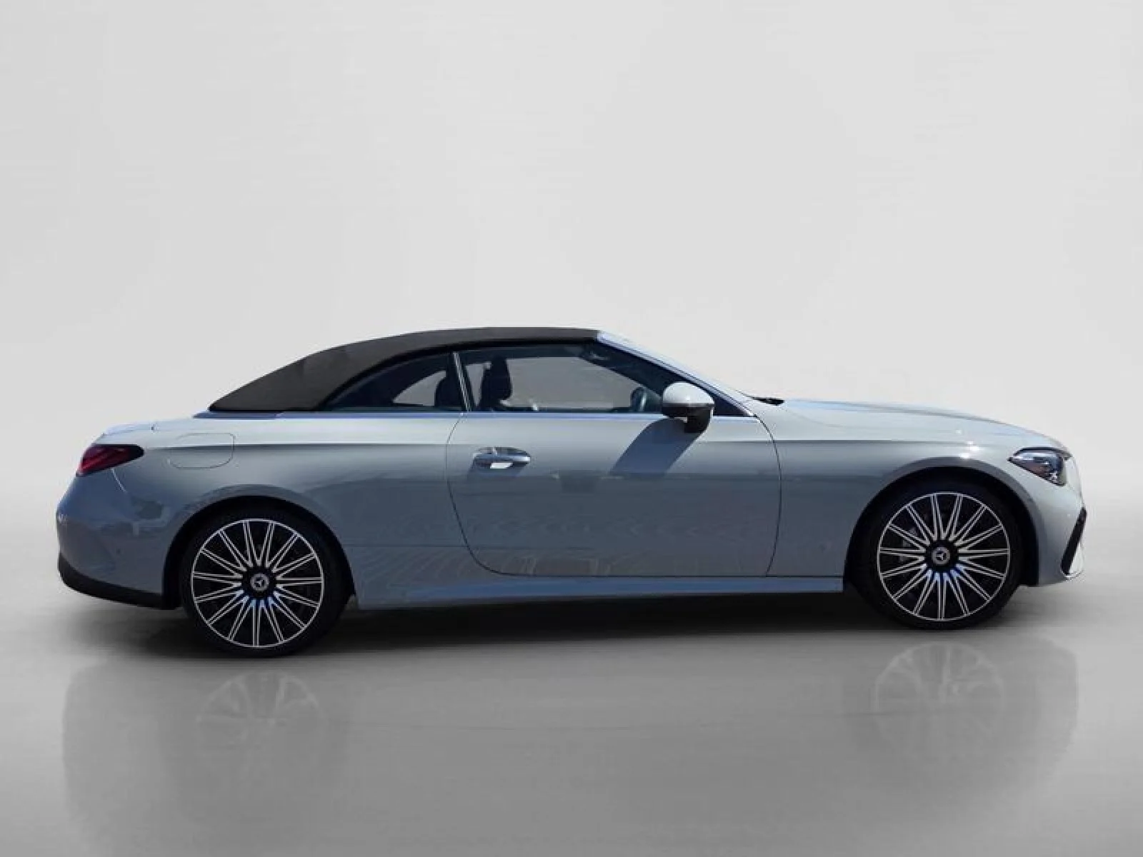 Certified Used 2024 MANUFAKTUR Alpine Grey Metallic Mercedes-Benz CLE 300 image 6