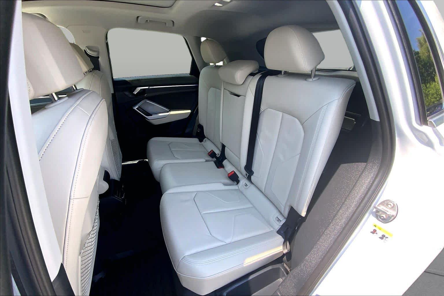 Used 2024 Glacier White Metallic Audi S line Premium Plus image 21