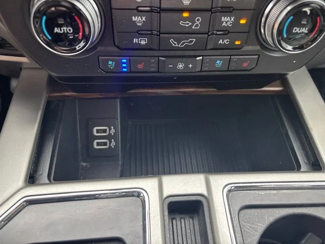 Certified Used 2019 Blue Ford Platinum image 30