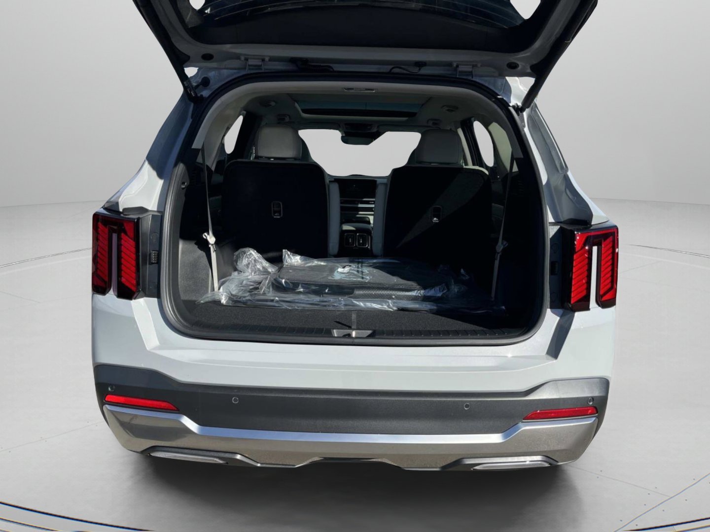 New 2026 Wolf Gray Kia SX image 12