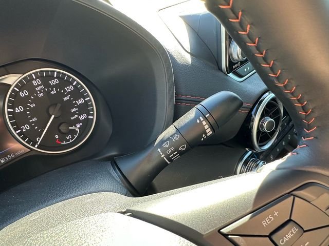 New 2025 Nissan Sentra Xtronic CVT SR