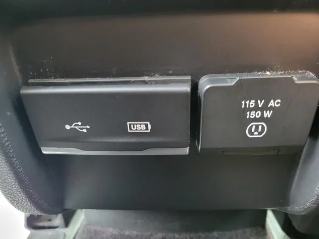 Used 2019 Green Jeep Limited image 16