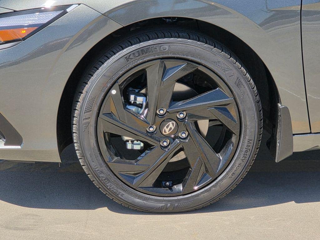 New 2026 Gray Hyundai SEL Sport image 8