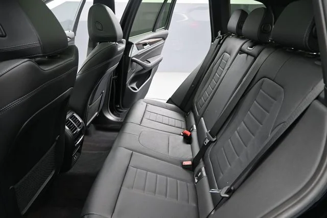 Used 2023 Black BMW xDrive30i image 20
